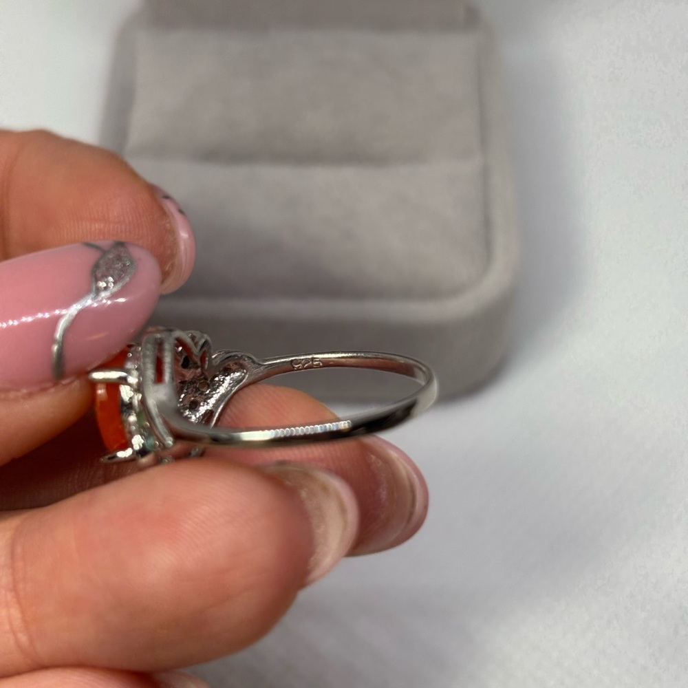 925 Sterling Silver Orange Opal & Emerald Ring, size 8 - Picture 4 of 10